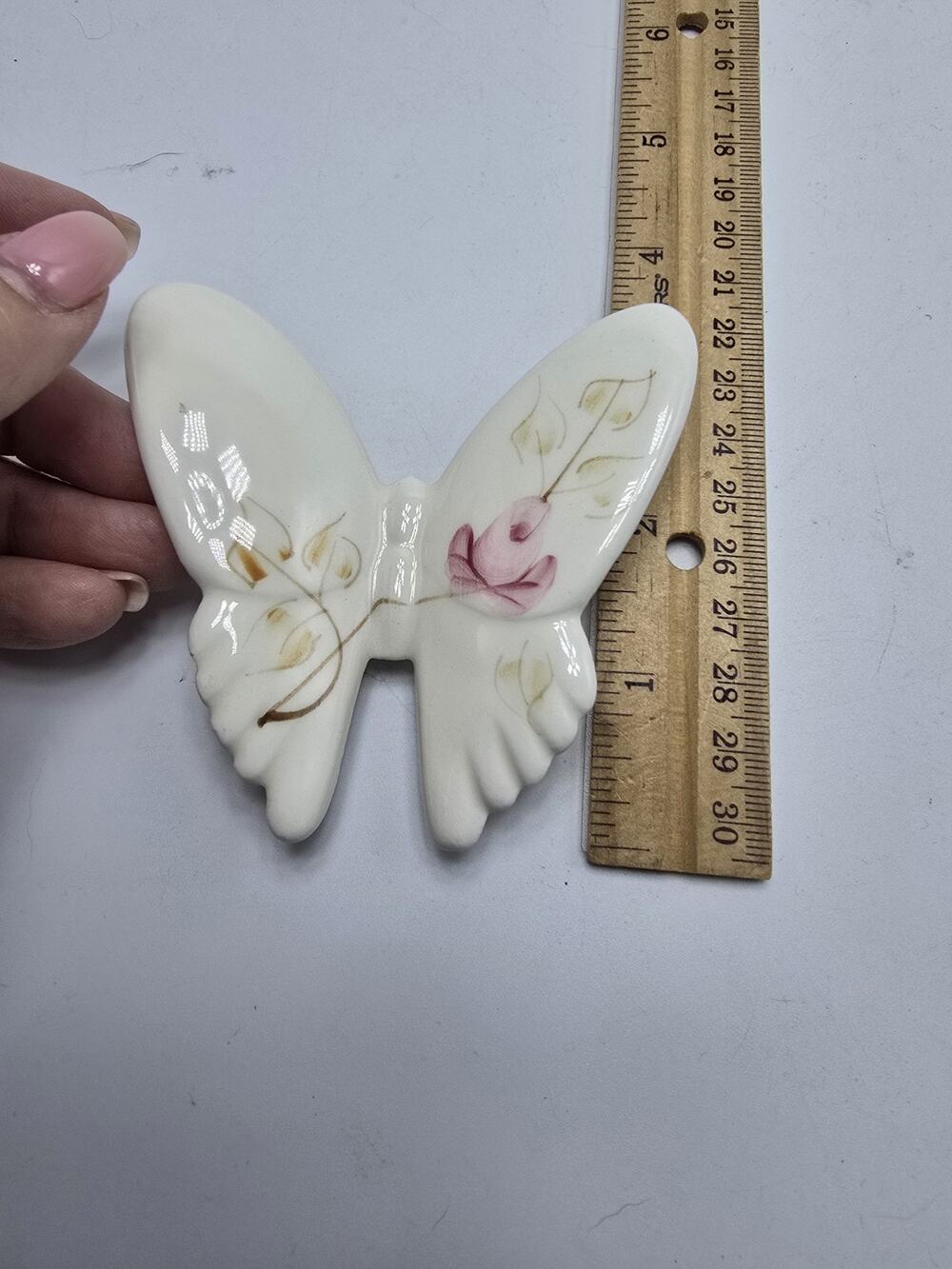 Porcelain Butterfly Figurines Decorative Wall Hanging White with Pink Flowers